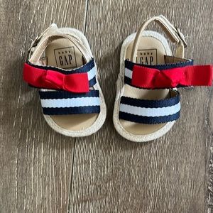 BABY GAP Red white and blue sandal (0-3 months)